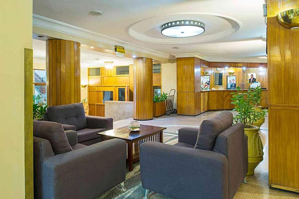 New Ambassador Hotel Harare Dalaman gambar