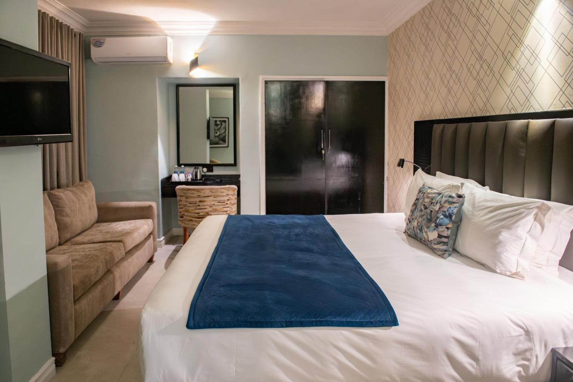 New Ambassador Hotel Harare Luaran gambar