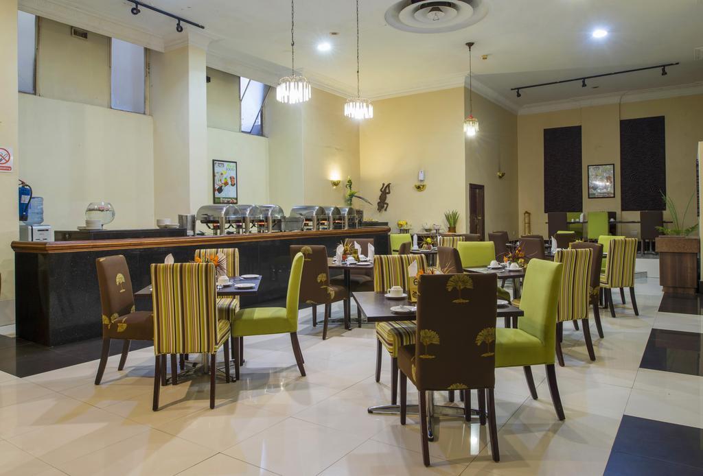 New Ambassador Hotel Harare Luaran gambar