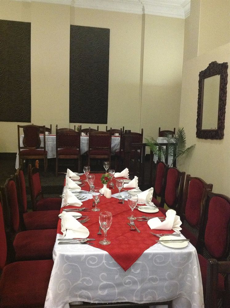 New Ambassador Hotel Harare Luaran gambar